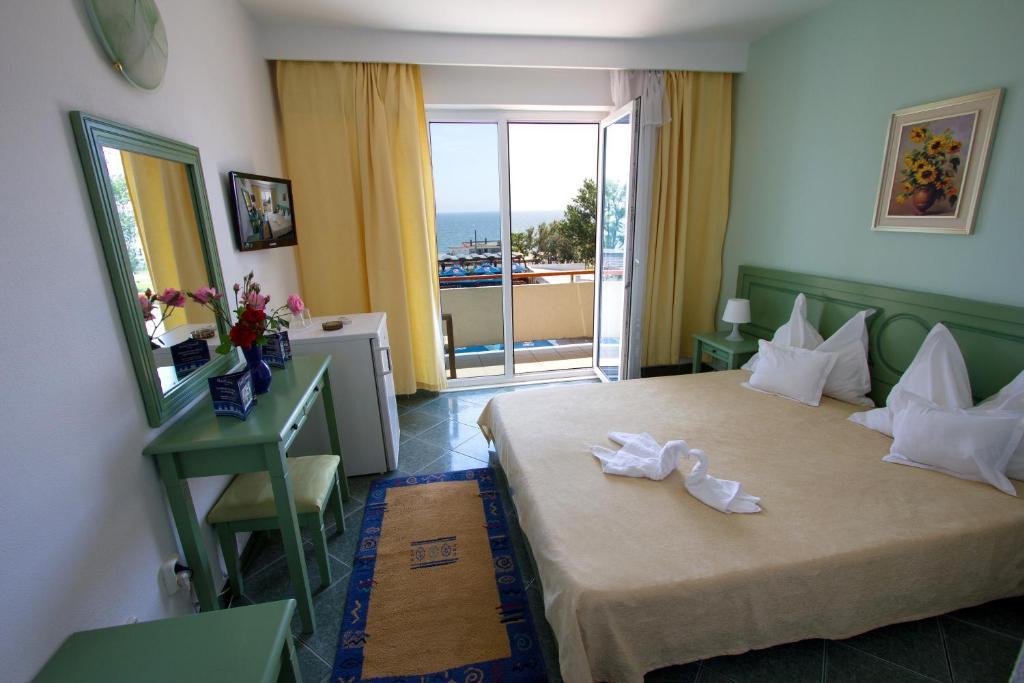 Hotel Central Mamaia Habitación foto